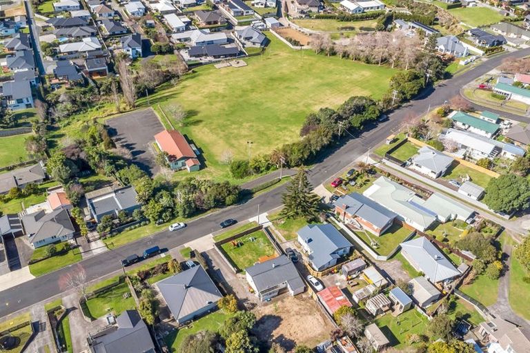 Photo of property in 16 Alberta Road, Glen Avon, New Plymouth, 4312