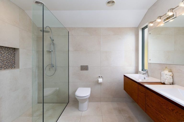 Photo of property in 21 Ledbury Road, Atawhai, Nelson, 7010