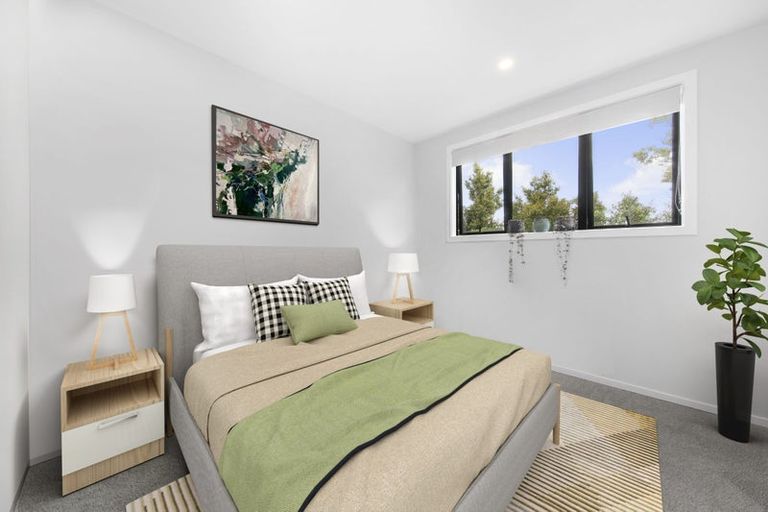 Photo of property in 18 Tokai Place, Glen Eden, 0602