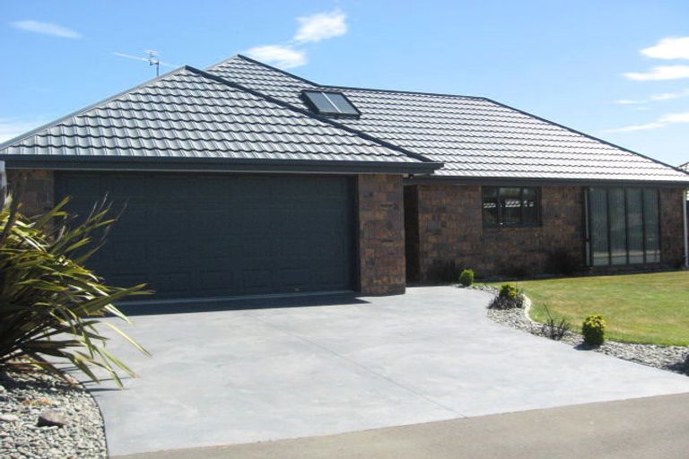 Photo of property in 42 Limes Avenue, Parklands, Christchurch, 8083