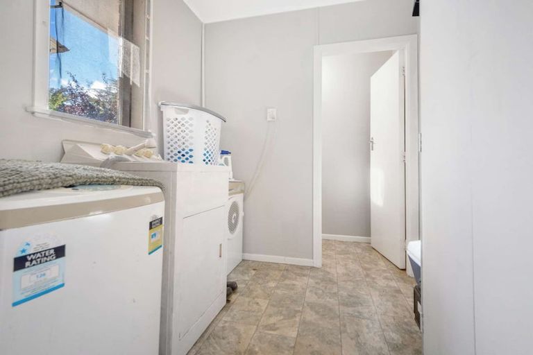 Photo of property in 67 Robinson Avenue, Holdens Bay, Rotorua, 3010