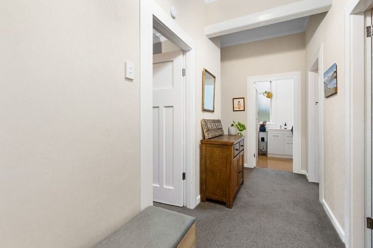 Photo of property in 37 Clifford Street, Dalmore, Dunedin, 9010