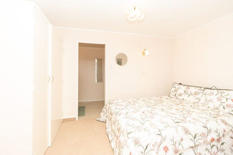 Photo of property in 51 Resthill Crescent, Glenview, Hamilton, 3206