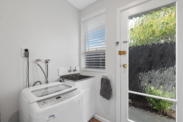 Photo of property in 237 Estuary Road, South New Brighton, Christchurch, 8062