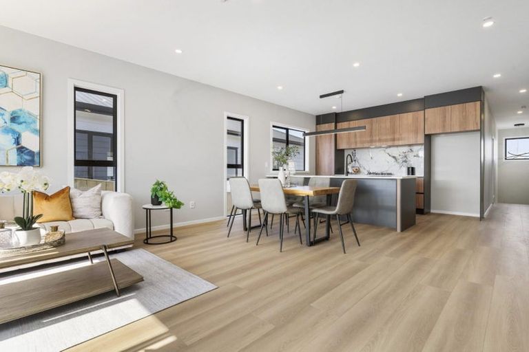 Photo of property in 75 Tributary Parade, Karaka, Papakura, 2113