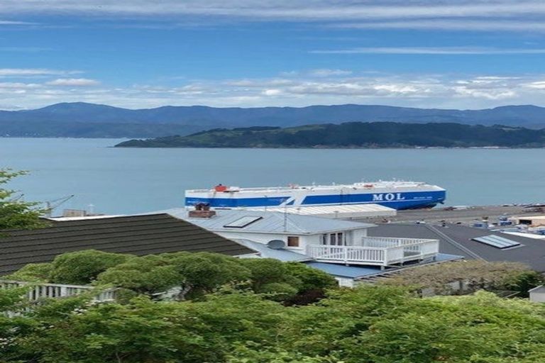 Photo of property in 22 Orchard Street, Wadestown, Wellington, 6012