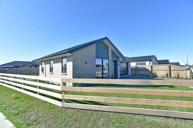 Photo of property in 1 Grimwood Street, Woodend, 7610