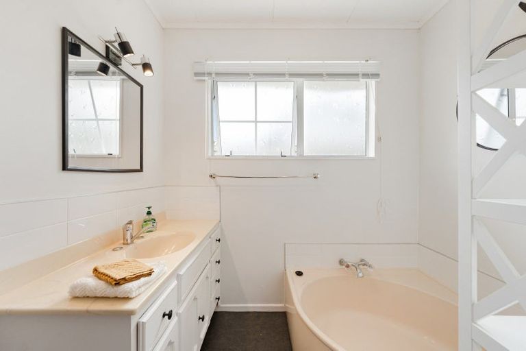 Photo of property in 37 Fraser Drive, Feilding, 4702