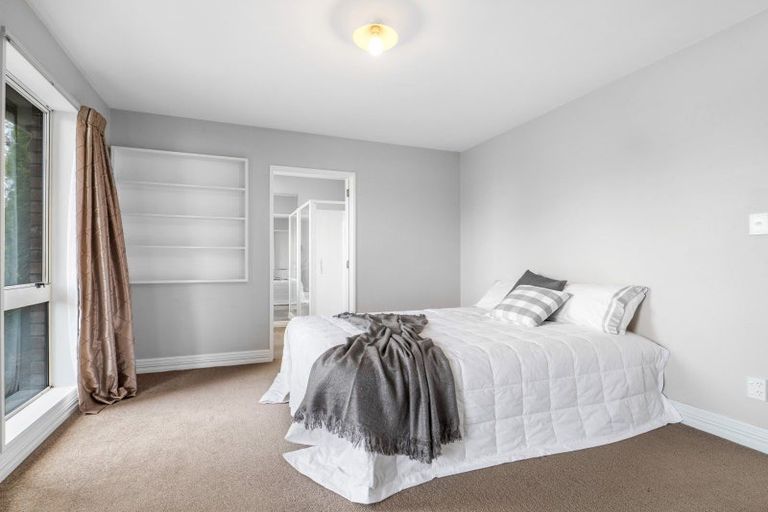 Photo of property in 86 Stanleys Road, Harewood, Christchurch, 8051