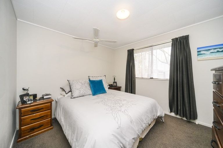 Photo of property in 6 Mercury Street, Milson, Palmerston North, 4414