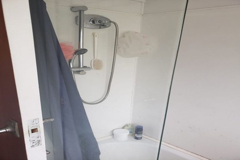 Photo of property in 13 Richard Avenue, Bucklands Beach, Auckland, 2014