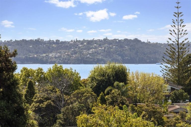 Photo of property in 7a Justin Place, Te Atatu Peninsula, Auckland, 0610