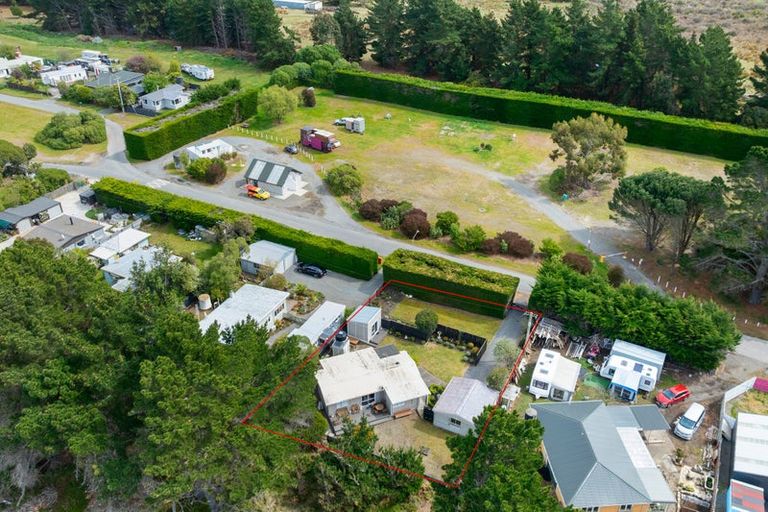 Photo of property in 15 South Crescent, Amberley, 7481