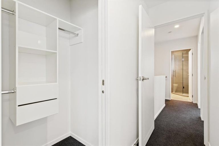 Photo of property in 70 Opoka Street, Papakura, 2110