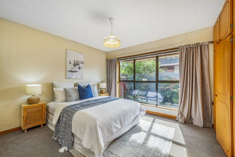 Photo of property in 2/49 Division Street, Riccarton, Christchurch, 8041