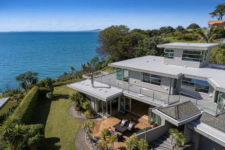 Photo of property in 859 Whangaparaoa Road, Manly, Whangaparaoa, 0930