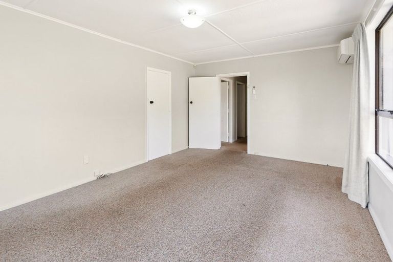 Photo of property in 201a Mazengarb Road, Paraparaumu, 5032