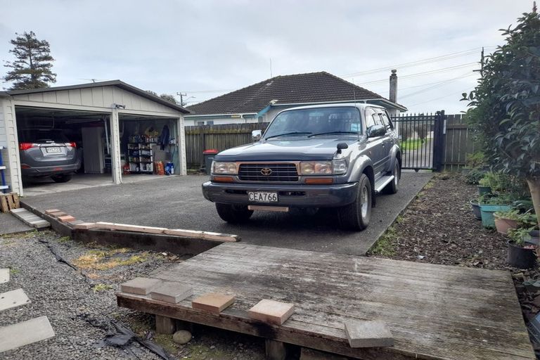 Photo of property in 2/62 Weymouth Road, Manurewa, Auckland, 2102