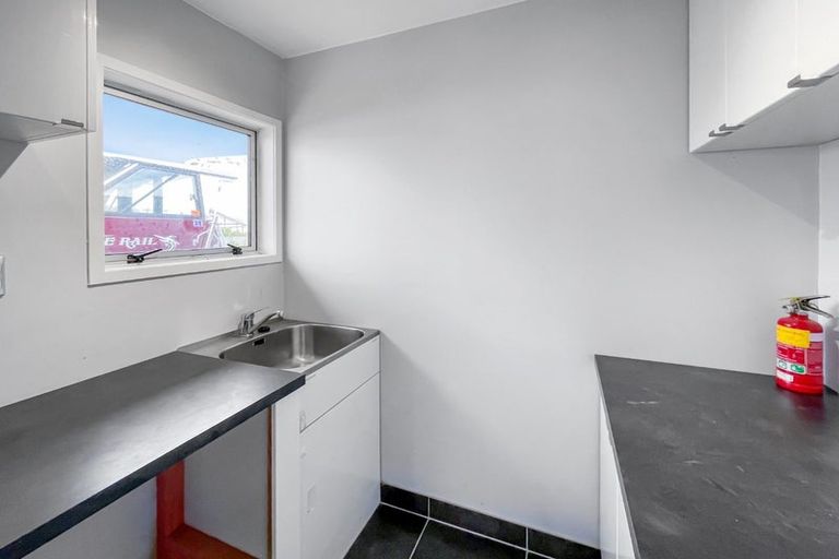 Photo of property in 803a Avenue Road East, Parkvale, Hastings, 4122