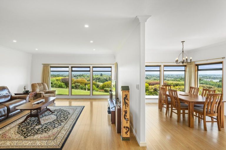 Photo of property in 15 Aurora Avenue, Welcome Bay, Tauranga, 3112