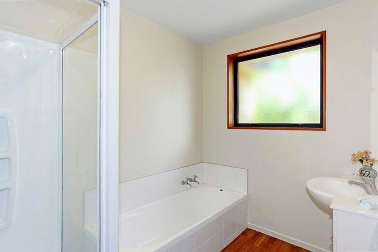 Photo of property in 12a Prossers Road, Saint Martins, Christchurch, 8022