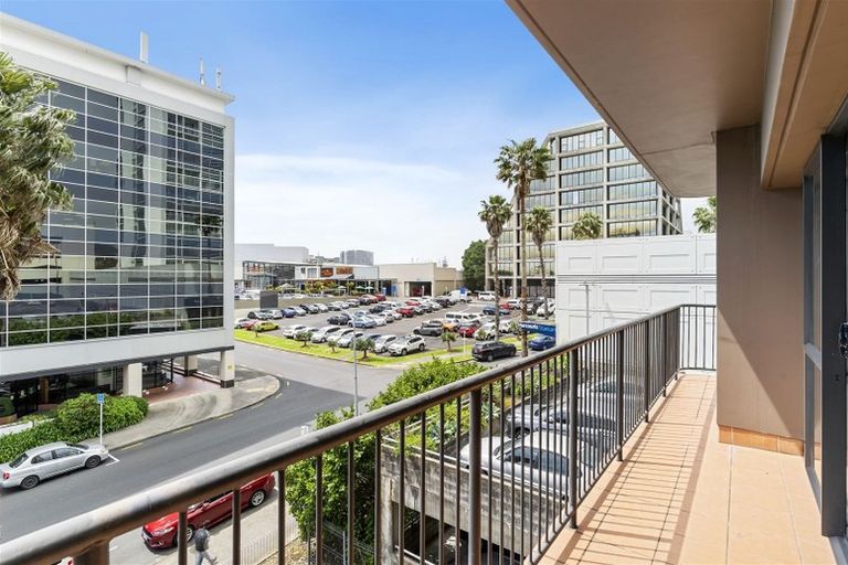 Photo of property in 3k/18 Ronwood Avenue, Manukau, Auckland, 2104