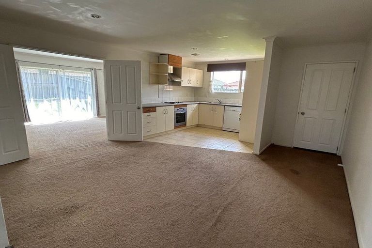 Photo of property in 36 Margarita Rise, Pukekohe, 2120