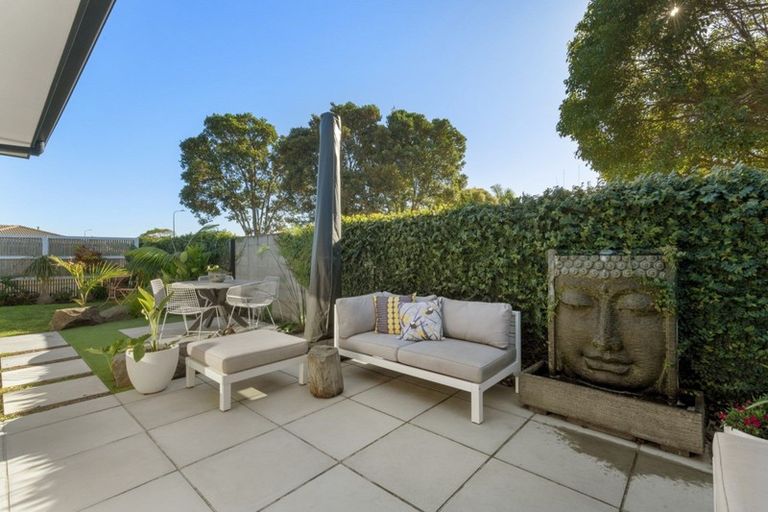 Photo of property in 70 Pacific View Road, Papamoa Beach, Papamoa, 3118