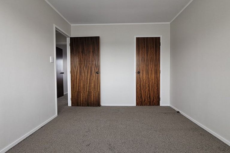Photo of property in 1/320 Pakuranga Road, Pakuranga Heights, Auckland, 2010