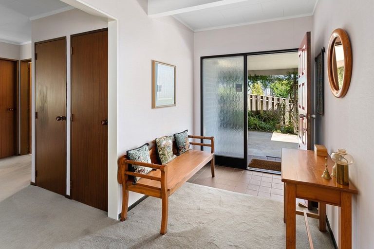 Photo of property in 13 Kotare Street, Waikanae, 5036