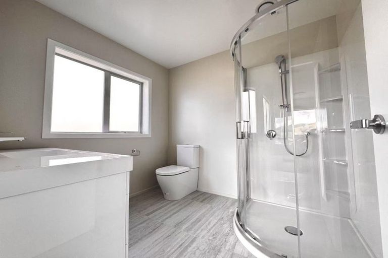 Photo of property in 7 Swinton Place, Churton Park, Wellington, 6037