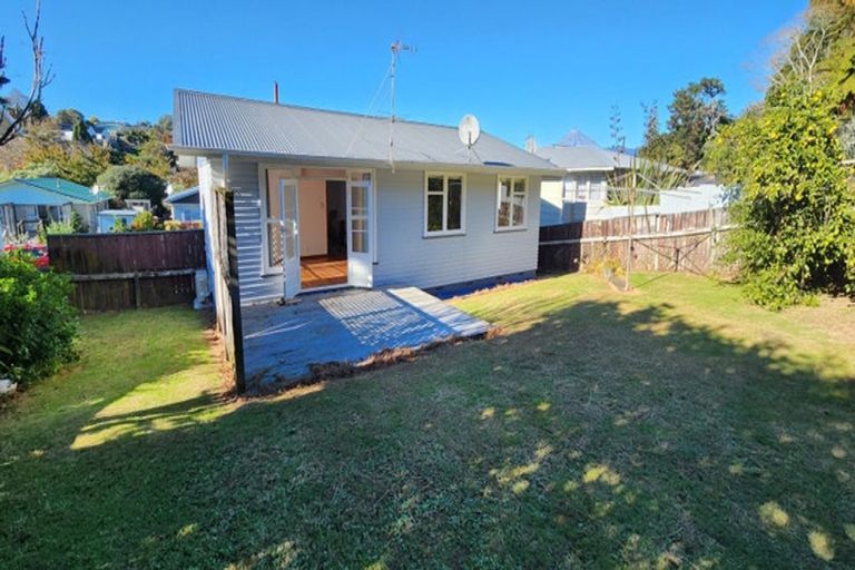 Photo of property in 12 Regent Place, Blagdon, New Plymouth, 4310