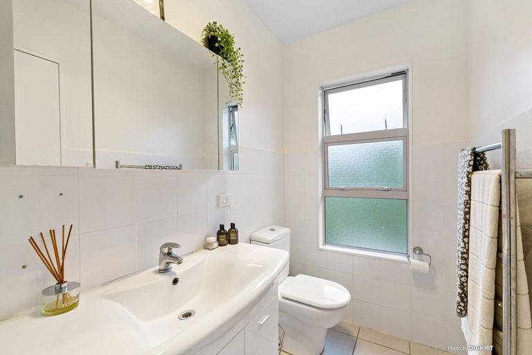 Photo of property in 57 Mandalay Terrace, Khandallah, Wellington, 6035