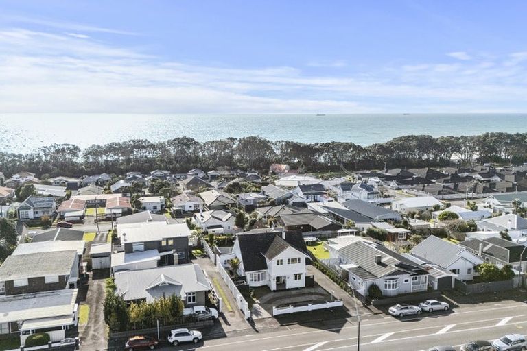 Photo of property in 244 Saint Aubyn Street, New Plymouth, 4310