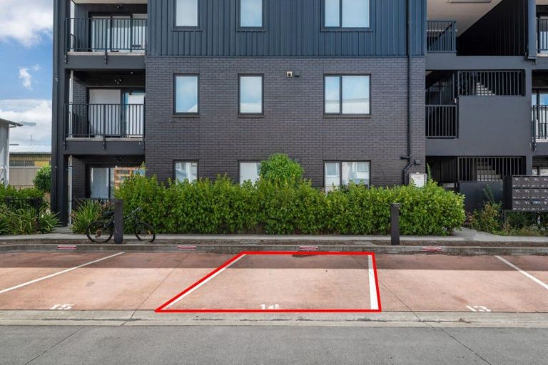 Photo of property in 106/28b Eileen Newey Place, Henderson, Auckland, 0612