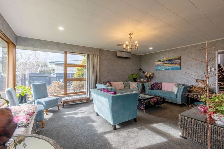 Photo of property in 8 Holdsworth Avenue, Milson, Palmerston North, 4414