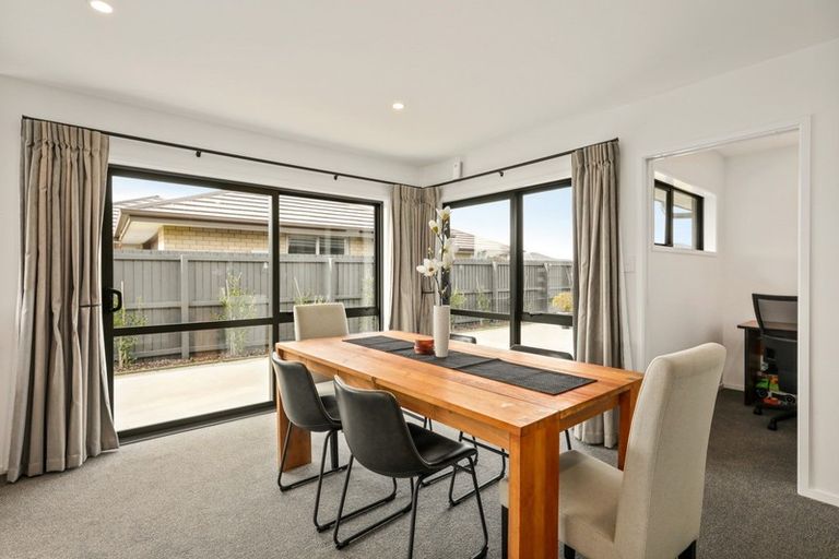 Photo of property in 14 Newman Road, Rolleston, 7614