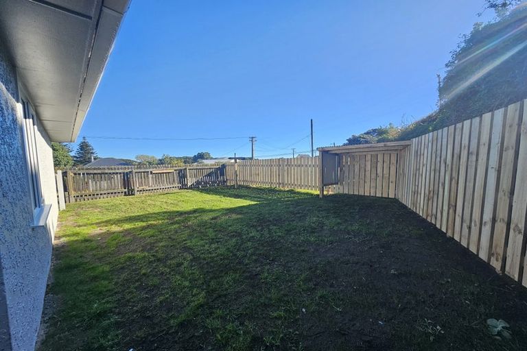 Photo of property in 5 Karewa Street, Castlecliff, Whanganui, 4501