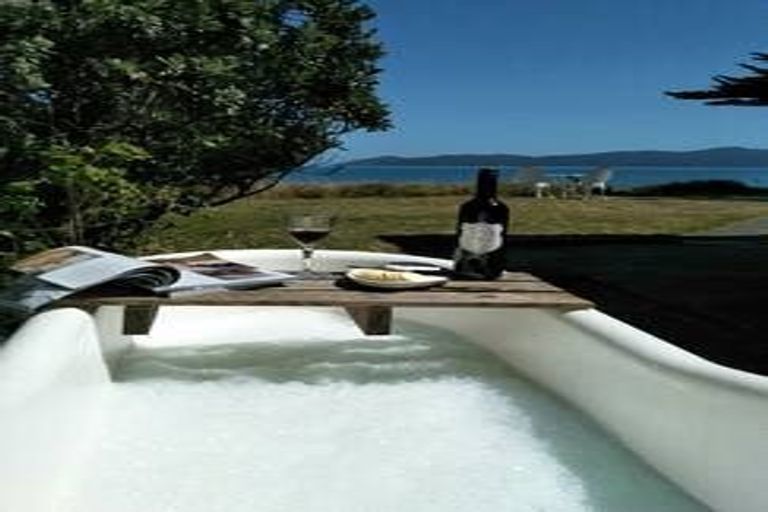 Photo of property in 243 Rosetta Road, Raumati Beach, Paraparaumu, 5032