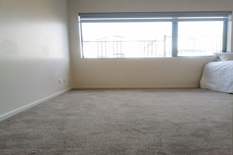 Photo of property in 59 Drumbuoy Drive, Flat Bush, Auckland, 2019