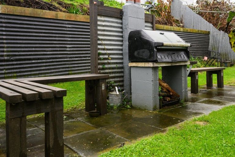 Photo of property in 23 Jenks Street, Foxton, 4814