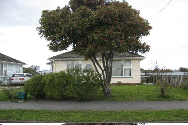 Photo of property in 8 Cameron Crescent, Masterton, 5810