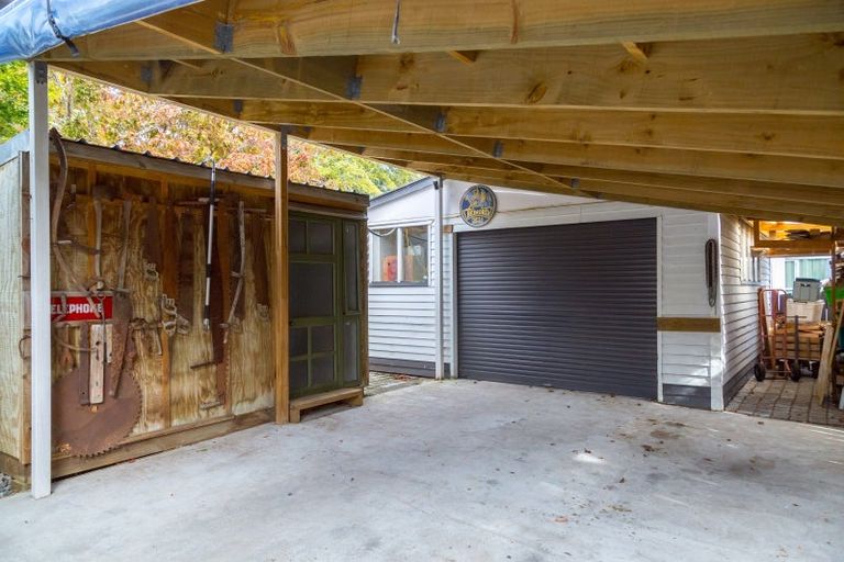 Photo of property in 210 Main Street, Greytown, 5712