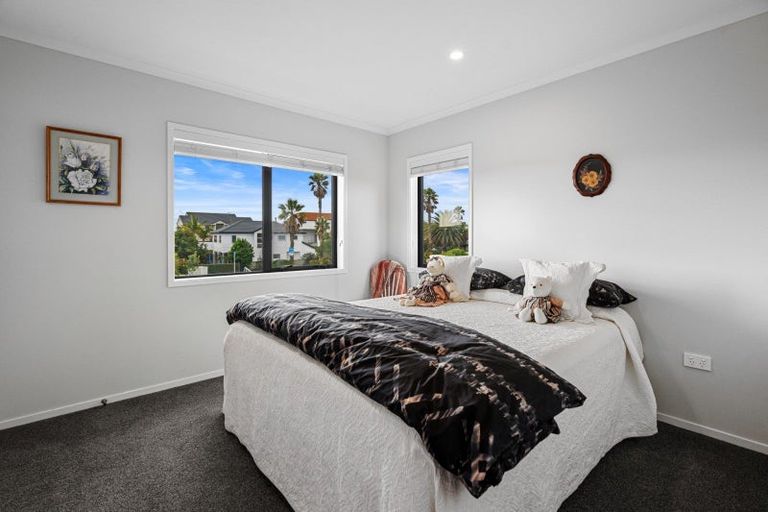 Photo of property in 3 Oceania Sands Way, Papamoa Beach, Papamoa, 3118