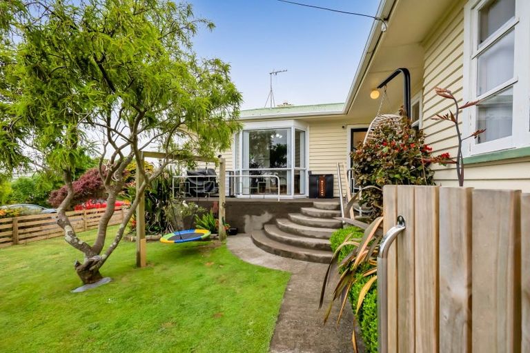 Photo of property in 5 Watene Crescent, Waitara, 4320