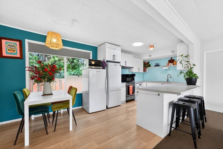 Photo of property in 69 Kia Ora Road, Beach Haven, Auckland, 0626