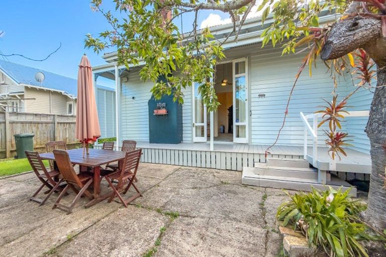 Photo of property in 111 Rolleston Street, Thames, 3500