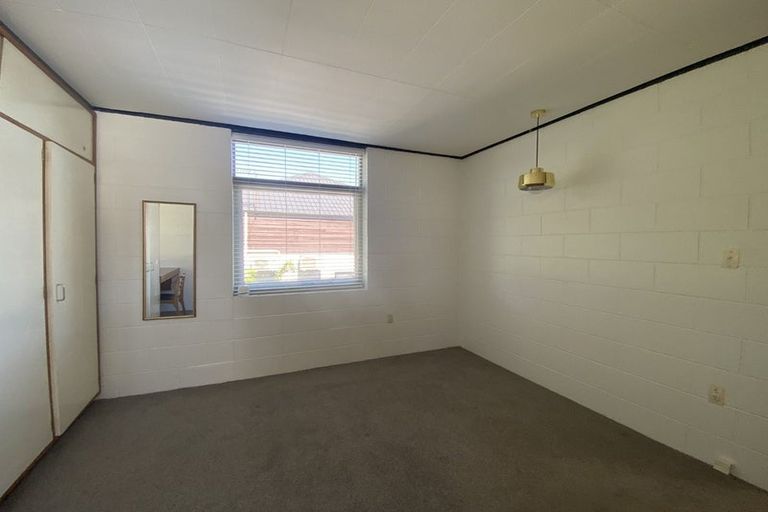 Photo of property in 21 Newbridge Place, Ilam, Christchurch, 8041