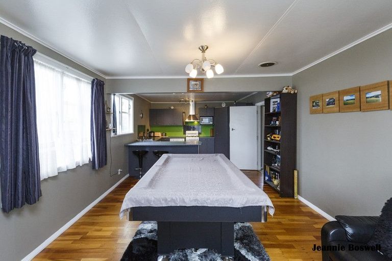 Photo of property in 3 Kupe Place, Highbury, Palmerston North, 4412