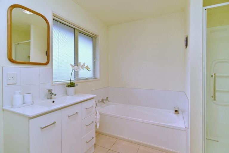 Photo of property in 66 Mauger Drive, Heathcote Valley, Christchurch, 8022